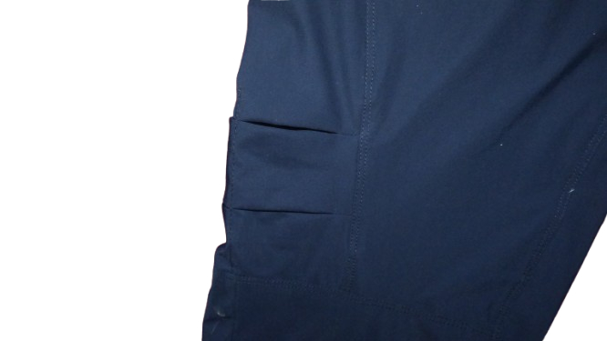 Voir photo 3 de Pantalon coupe droite T5 neuf "DECA-PARIS" Pantalon coupe droite T5 neuf "DECA-PARIS" - Vue 3 -